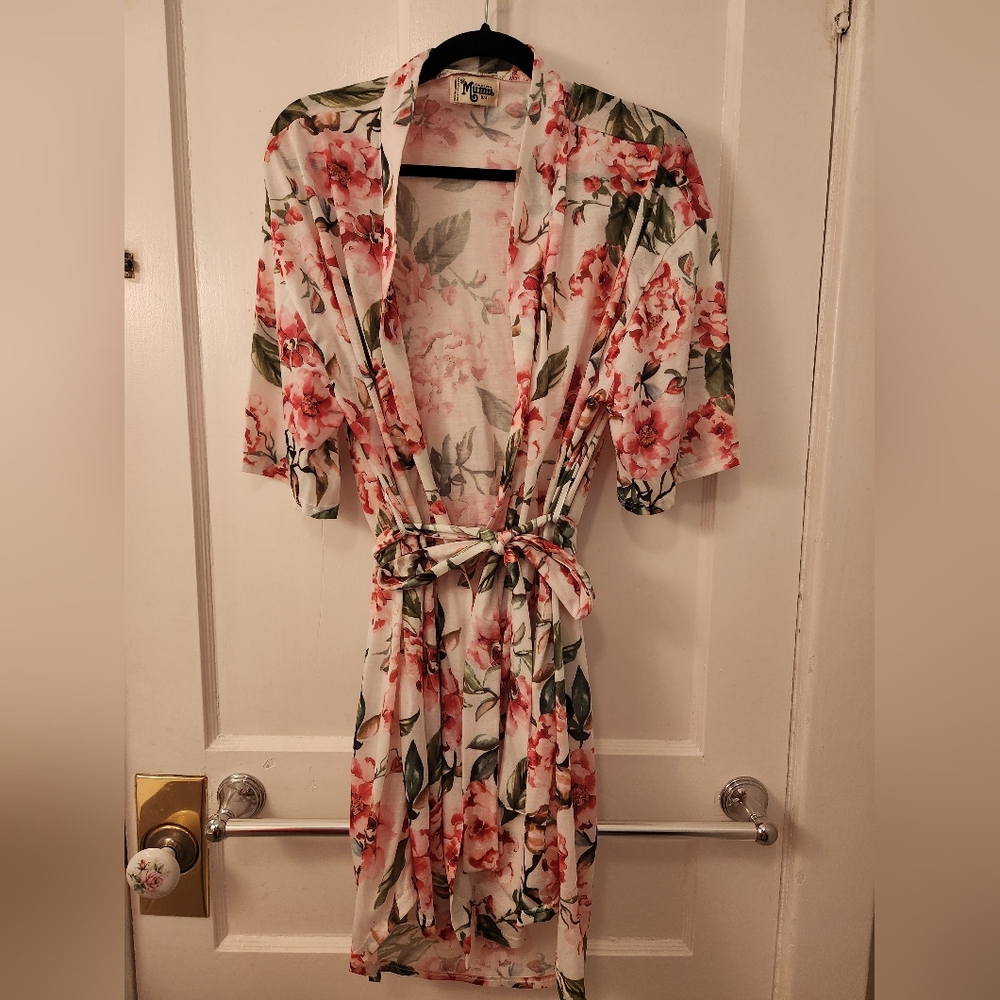 🌺Show Me Your Mumu Floral Robe🌺